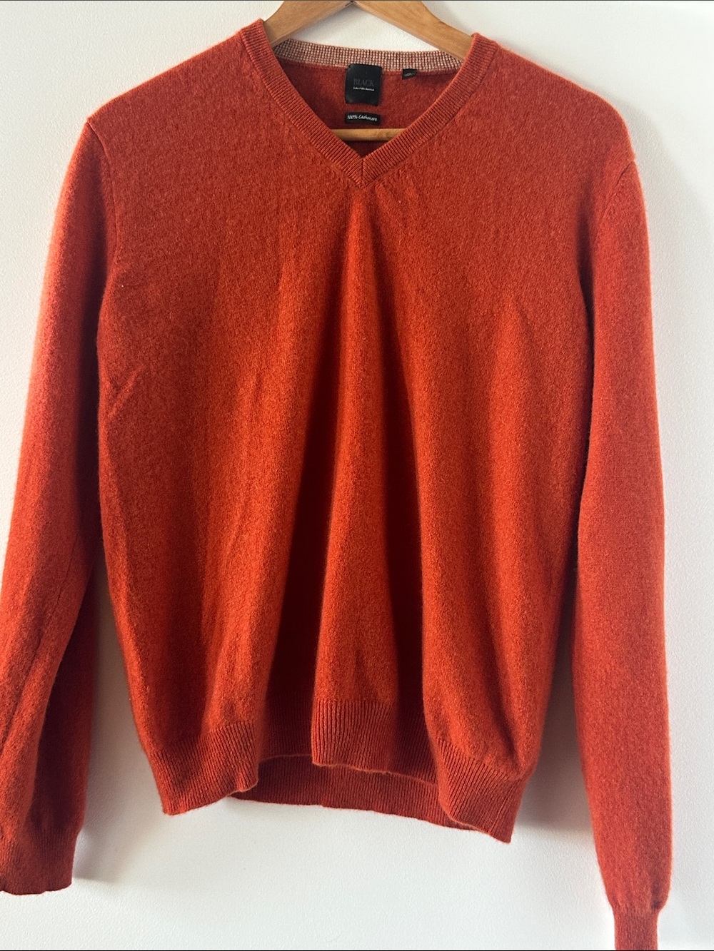 Saks Fifth Avenue Black Label 100% Cashmere V-Neck Sweater Burnt Orange Rust Men